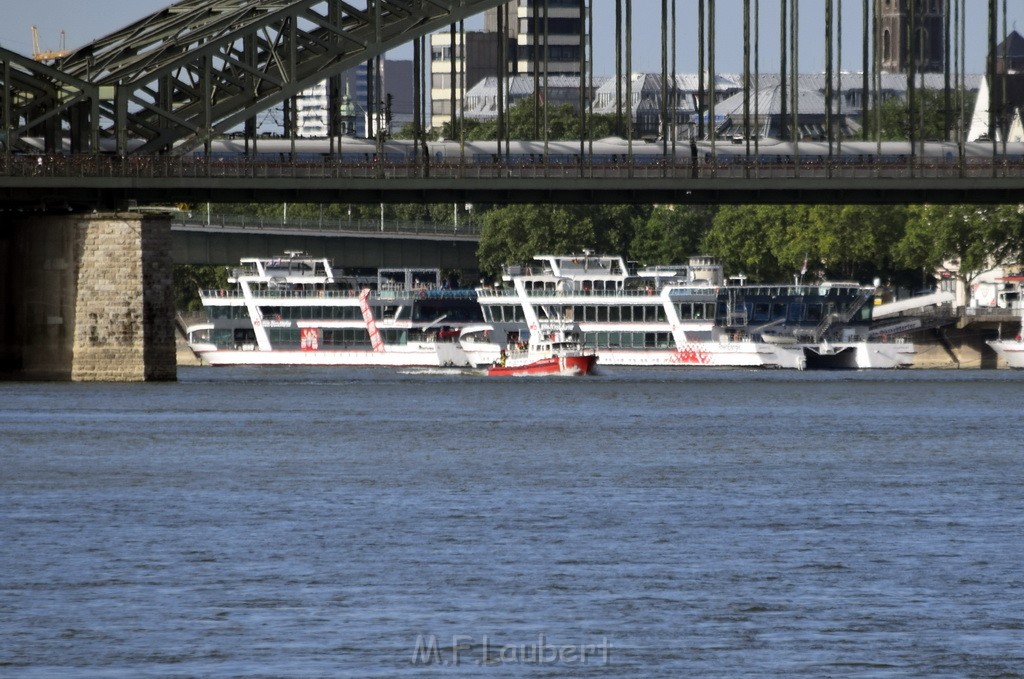 Schiff 1 Koeln in Hoehe der Koelner Zoobruecke P139.JPG - Miklos Laubert